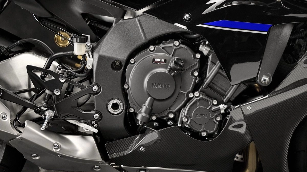 MotoGP® Derived Crossplane Crankshaft Engine